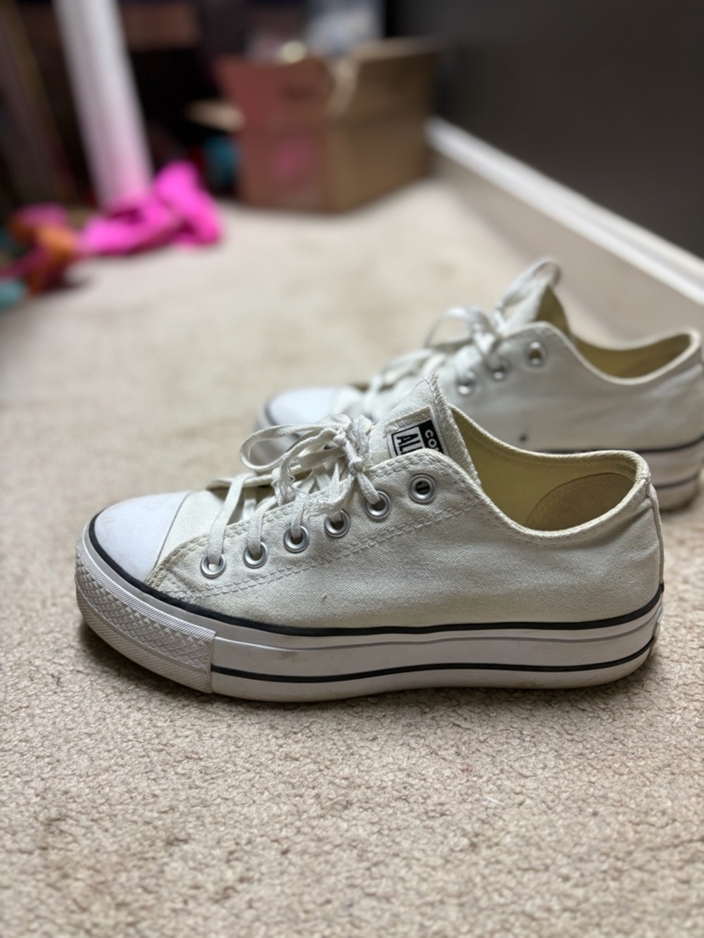 Converse Low-Top platform Sneakers in White